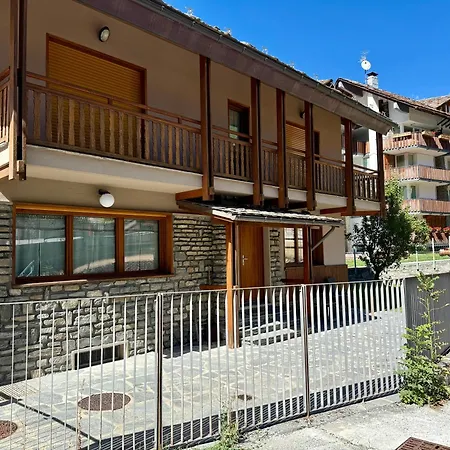 Monti Dom wakacyjny Courmayeur