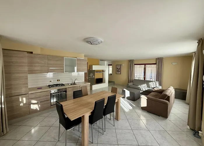 Monti Casa de Férias *